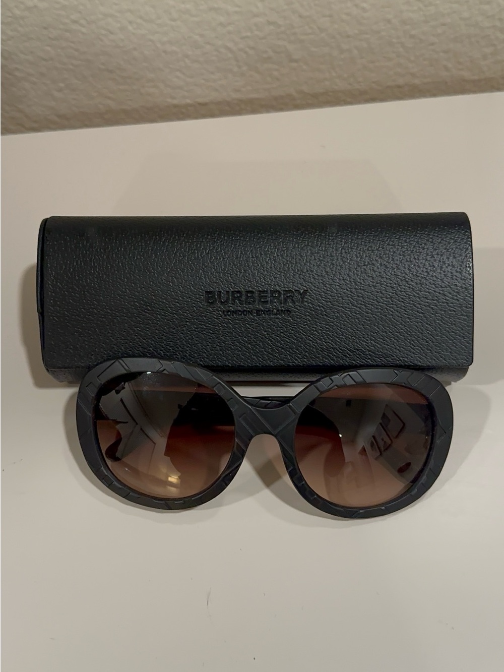 Burberry Print Brown Sunglasses Case Included